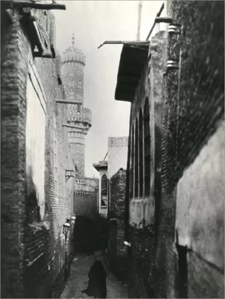Narrow street in Kut Al Amara, Mesopotamia, WW1