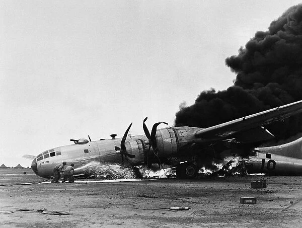 10942552. Boeing B-29 crash landing on retrun from raid, Saipan, 9 July 1945