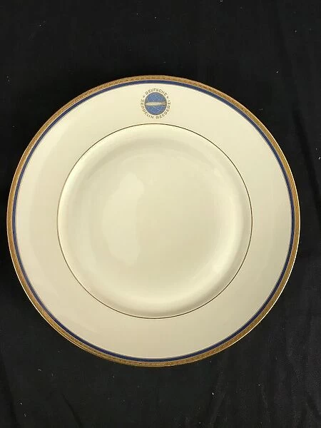 Airship Hindenburg - porcelain dinner plate