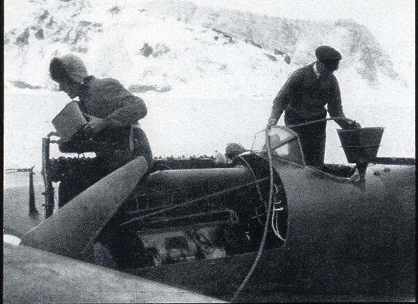 Airship Italia rescue team, Hansa-Brandenburg W. 33 ?F. 36?