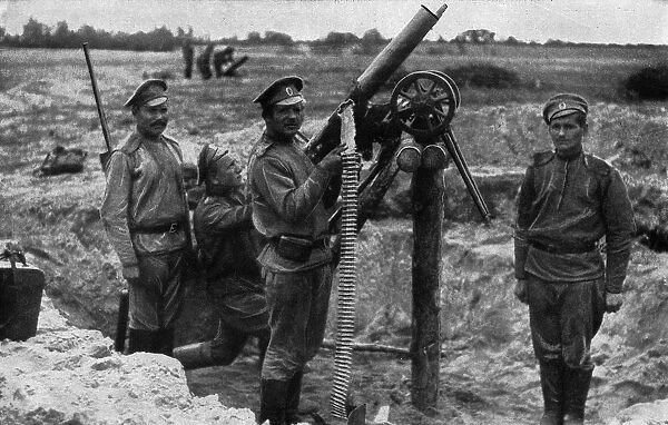 Anti-aircraft gun ready for action, Russia, WW1