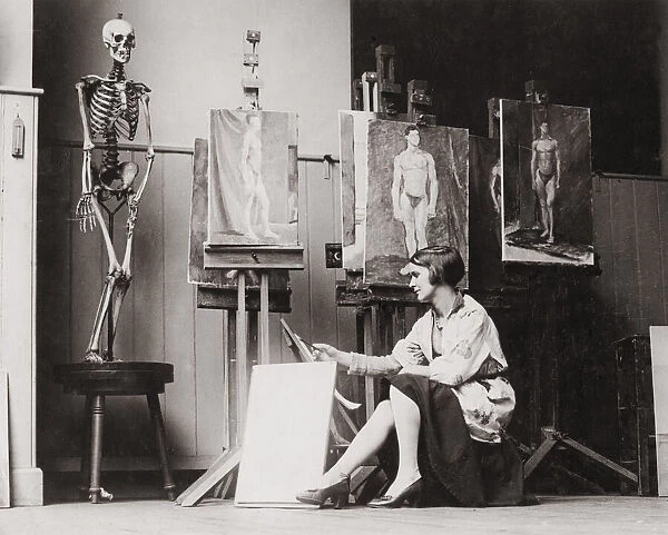 Art student at the Royal Academy, London, 1930 s