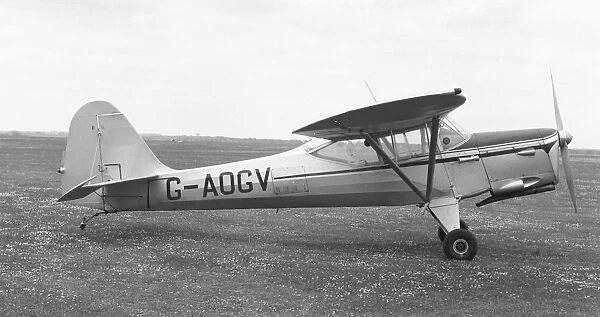 Auster J  /  5R Alpine G-AOGV