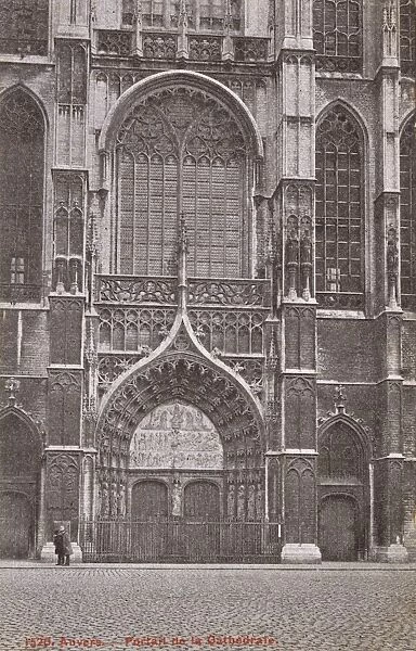 Belgium - Anvers - Cathedral Doorway