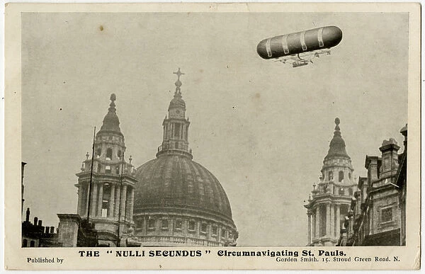 British Army Dirigible No 1, Nulli Secundus, over St. Paul s