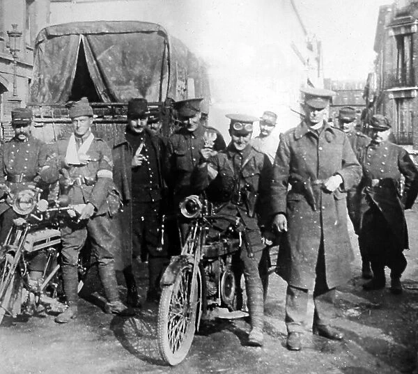 British motorcycle dispatch riders during WW1