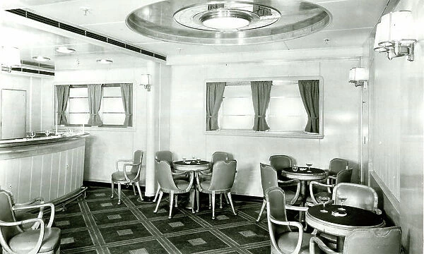 Cunard White Star, RMS Queen Mary, Cocktail Bar