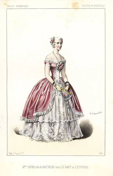 Eugenie Doche as Mathilde in Le Gant et l Eventail
