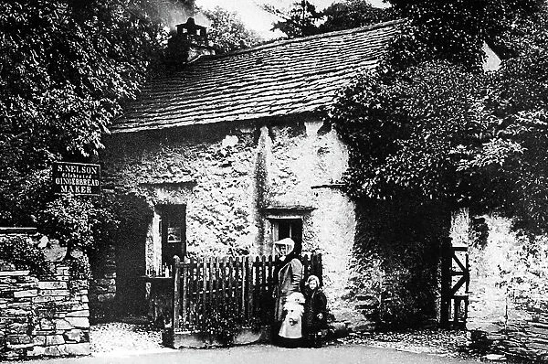 Grasmere Gingerbread Maker early 1900s