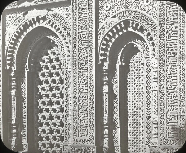 India - The Kutab - Details of windows at Ala-ud-din Gate, D