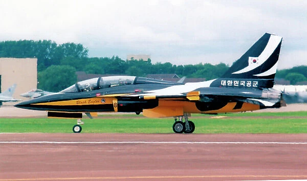 KAI T-50B Golden Eagle - Black Eagle 8
