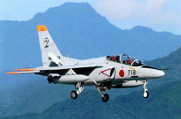 Kawasaki T-4 46-5718