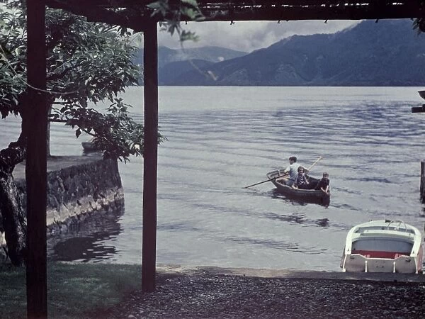 Lake Hakone - Japan