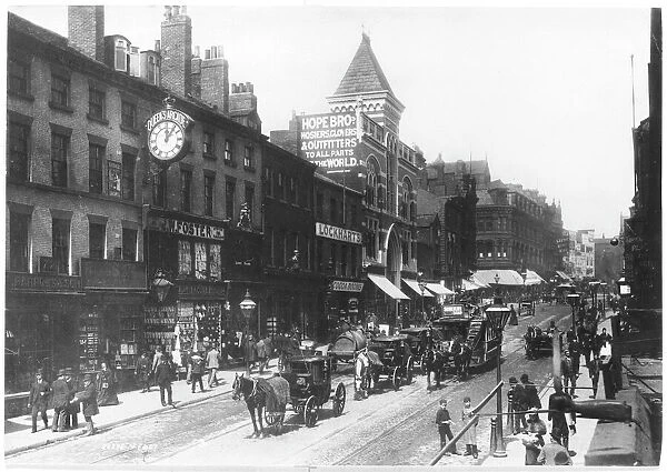 Leeds  /  Busy Street 1891