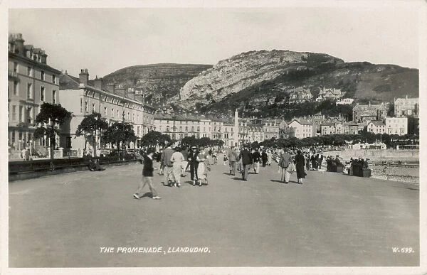 Llandudno  /  Prom 1930S