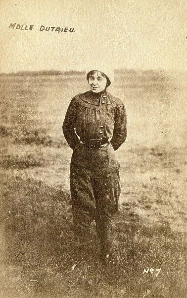 Mdlle Helene Dutrieu, early aviator 1910s