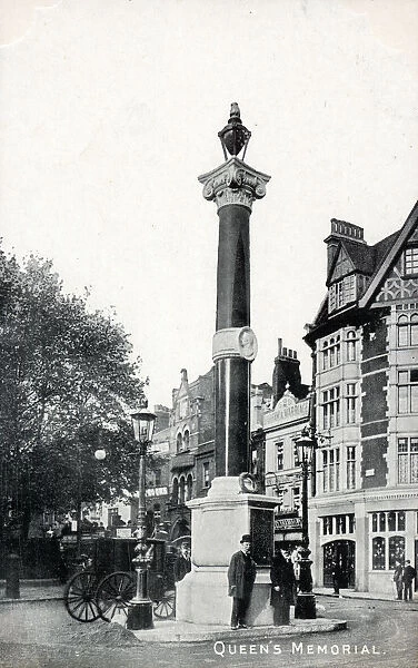 Memorial to Queen Victoria, Warwick Gardens, London, England