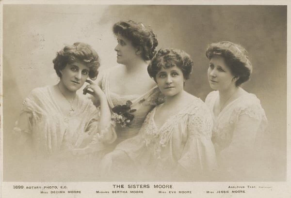 Moore Sisters  /  1904