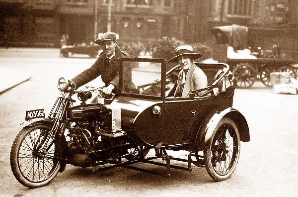 Nottingham Trinity Square Campion Taxi Service in 1927