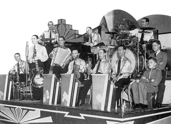 Oscar Rabin and his Romany band, 1936