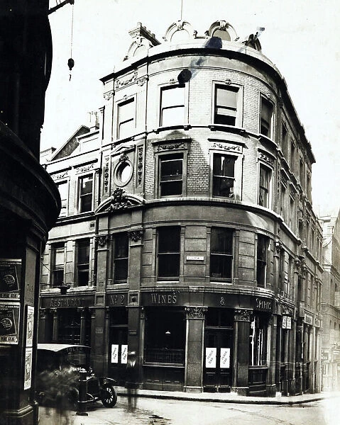 Photograph of Blue Last PH, Ludgate Hill, London