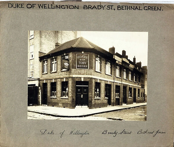 Photograph of Duke Of Wellington PH, Bethnal Green, London