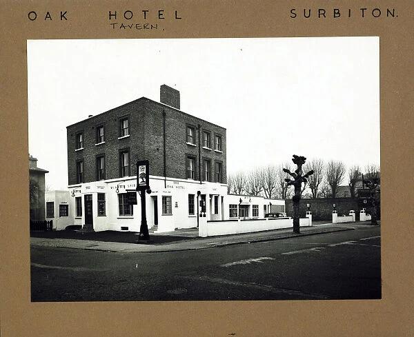 Photograph of Oak Tavern, Surbiton, Surrey