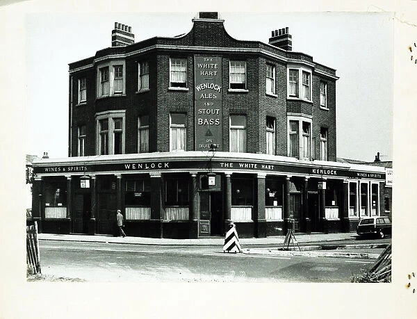 Photograph of White Hart PH, Tottenham Hale, London