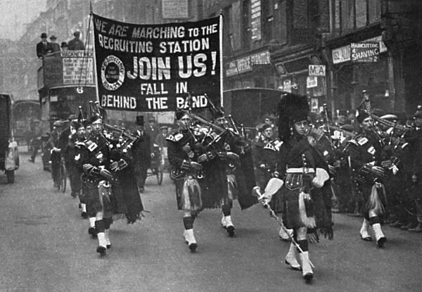 Recruiting band in London, WW1