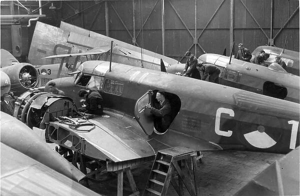 The Repair and overhaul of Dutch Air Force Airspeed Oxfords