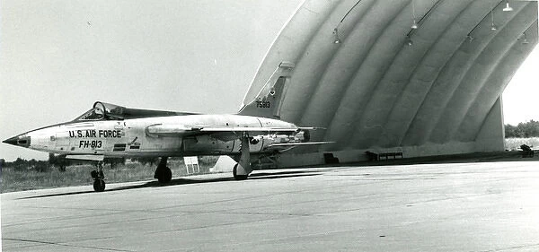 Republic F-105B Thunderchief, 57-5813