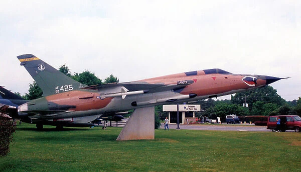 Republic F-105F Thunderchief 63-8345 - 62-4425