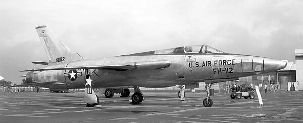 Republic JF-105B Thunderchief 54-0112