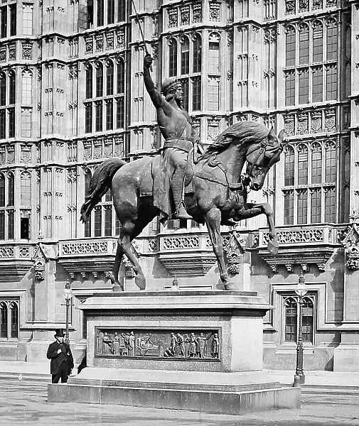 Richard Cour de Lion statue, Palace of Westminster, London