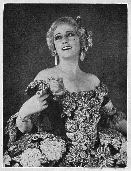 Rina de Liguoro, an Italian Countess in a scene from the film Casanova (1927