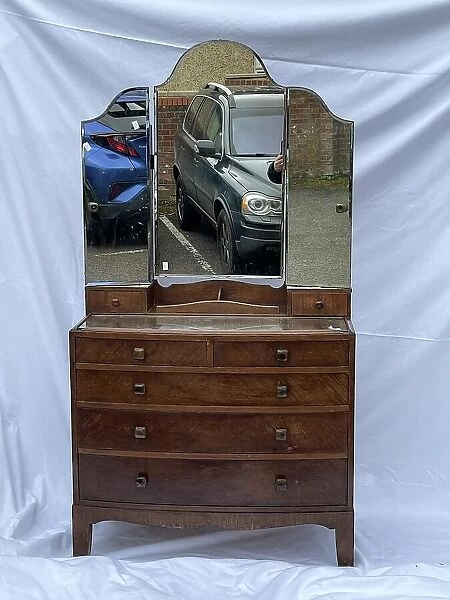 RMS Queen of Bermuda dressing table, Furness Line