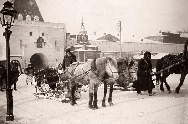 Russia - hackney cab, snow sleigh, pony