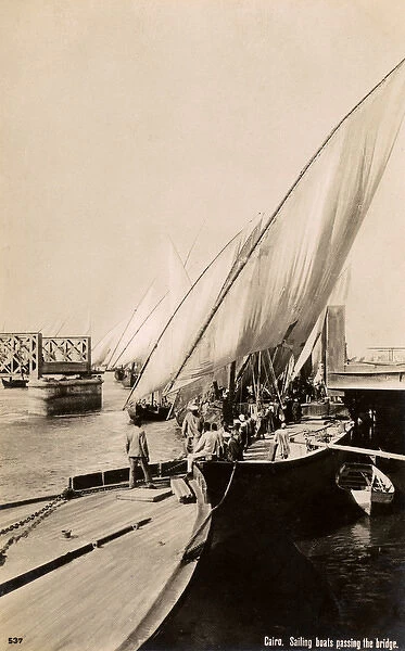 Sailing boats passing the swing bridge - Cairo, Egypt