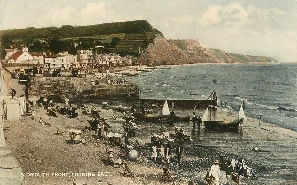 Sidmouth Front - looking East