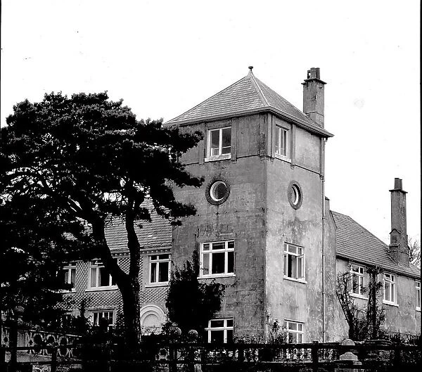 Telegraph House, constructed on the site of a West Sussex semaphore-station, was the home of Bertrand Russell (1872-1970) and Dora (his second wife), and the location of their progressive Beacon Hill School, established in 1927