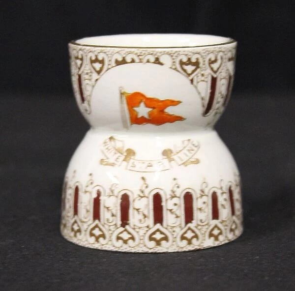 White Star Line - Wisteria gilt and brown egg cup
