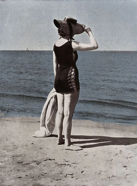 Womens swimwear 1909