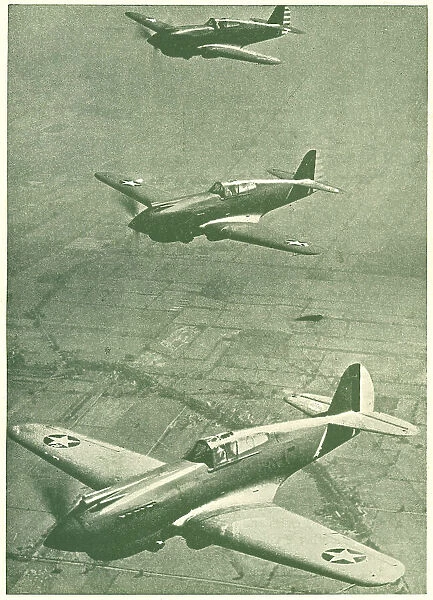 WW2 - Curtiss Fighters In Formation