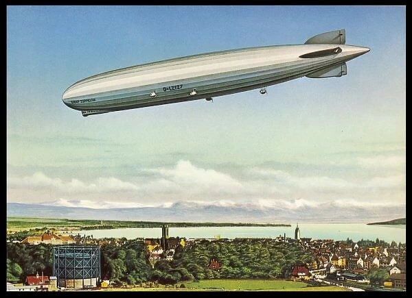 Zeppelin Lz 127  /  Postcard