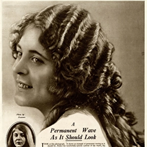 Advert for Eugene permanent wave 1922