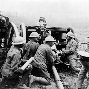 British gunners in action, Western Front, WW1