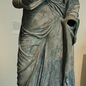 Bronze statue of a man dressed with an himation (2nd-1st cen