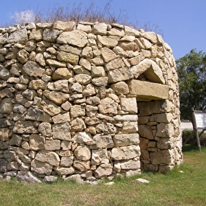 Copy of ancient Maltese hunting hut