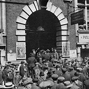 Cornishmen at the Central Recruiting Office, WW1
