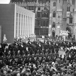 Coronation. Household Cavalry escort
